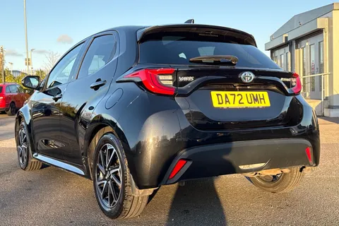 8 of 64 for Toyota Yaris 1.5 VVT-h Design E-CVT Euro 6 (s/s) 5dr