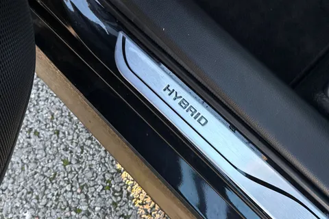 32 of 64 for Toyota Yaris 1.5 VVT-h Design E-CVT Euro 6 (s/s) 5dr