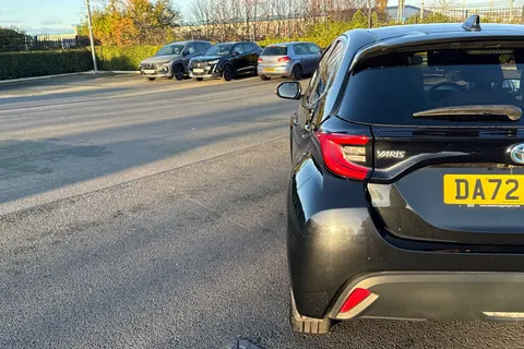 33 of 64 for Toyota Yaris 1.5 VVT-h Design E-CVT Euro 6 (s/s) 5dr