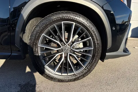 YB74HYP Lexus Nx 2.5 350h Takumi E-CVT FWD Euro 6 (s/s) 5dr Thumbnail #12