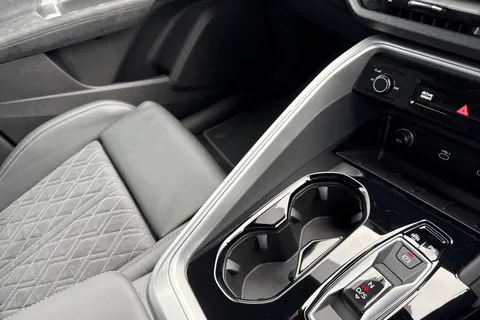 DK75UVT Audi Q5 SUV Edition 1 TDI quattro 204 PS S tronic Thumbnail #20