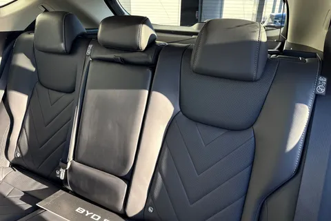 YB74HYP Lexus Nx 2.5 350h Takumi E-CVT FWD Euro 6 (s/s) 5dr Thumbnail #20