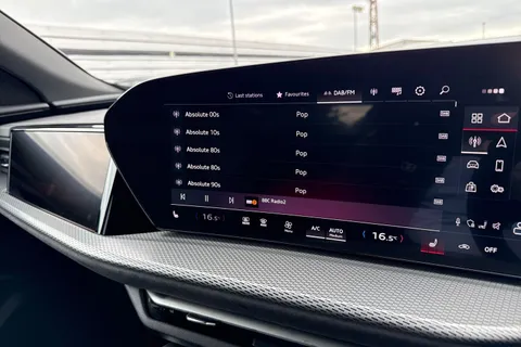 DK75UVT Audi Q5 SUV Edition 1 TDI quattro 204 PS S tronic Thumbnail #35