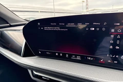 DK75UVT Audi Q5 SUV Edition 1 TDI quattro 204 PS S tronic Thumbnail #43