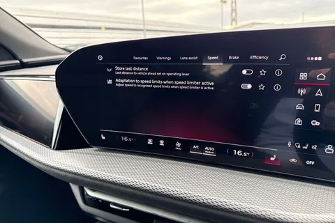 DK75UVT Audi Q5 SUV Edition 1 TDI quattro 204 PS S tronic Thumbnail #44