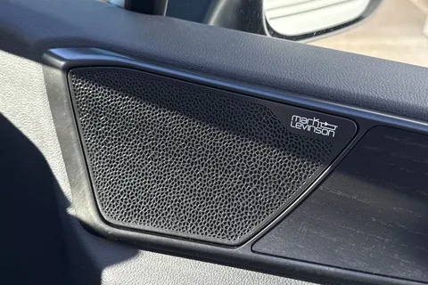 YB74HYP Lexus Nx 2.5 350h Takumi E-CVT FWD Euro 6 (s/s) 5dr Thumbnail #46