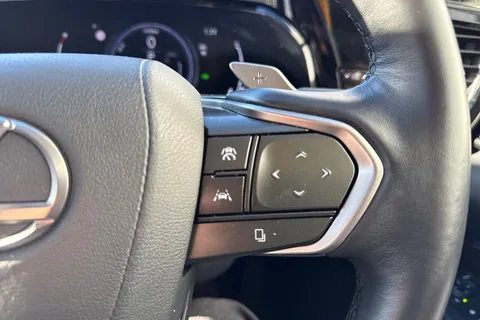 YB74HYP Lexus Nx 2.5 350h Takumi E-CVT FWD Euro 6 (s/s) 5dr Thumbnail #60