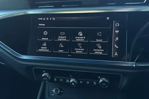 EG23ZXE Audi Q3 Black Edition 35 TFSI  150 PS S tronic Thumbnail #38