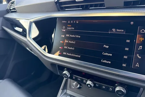 DF25EXJ Audi Q3 Black Edition 35 TFSI  150 PS 6-speed Thumbnail #35