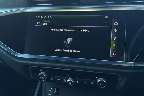 EG23ZXE Audi Q3 Black Edition 35 TFSI  150 PS S tronic Thumbnail #40