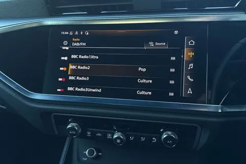 EG23ZXE Audi Q3 Black Edition 35 TFSI  150 PS S tronic Thumbnail #42