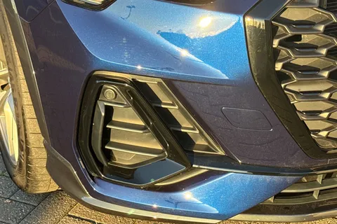 EG23ZXE Audi Q3 Black Edition 35 TFSI  150 PS S tronic Thumbnail #47