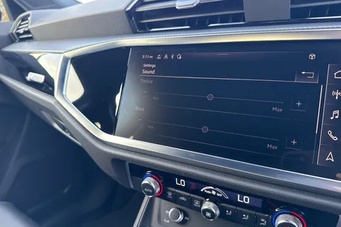 DF25EXJ Audi Q3 Black Edition 35 TFSI  150 PS 6-speed Thumbnail #48