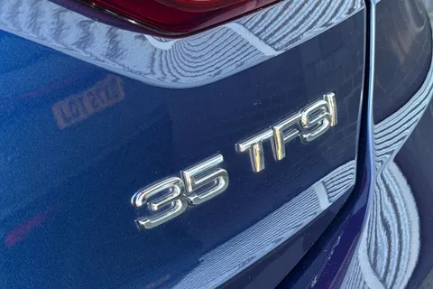 EG23ZXE Audi Q3 Black Edition 35 TFSI  150 PS S tronic Thumbnail #51