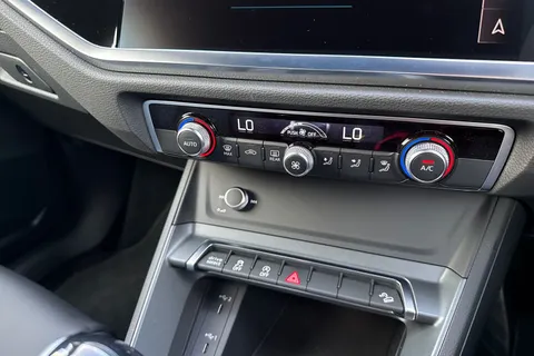 DF25EXJ Audi Q3 Black Edition 35 TFSI  150 PS 6-speed Thumbnail #53