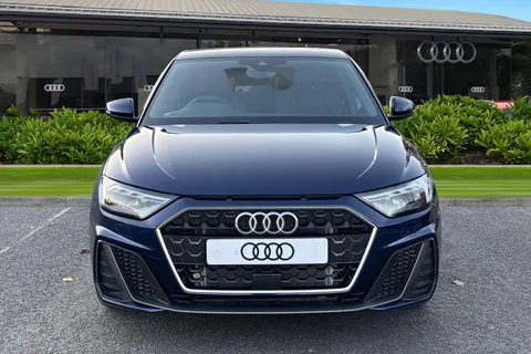  Audi A1 1.0 TFSI 30 S line Sportback Euro 6 (s/s) 5dr Thumbnail #6