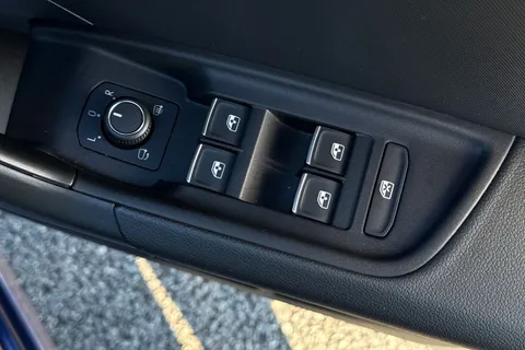  Audi A1 1.0 TFSI 30 S line Sportback Euro 6 (s/s) 5dr Thumbnail #21