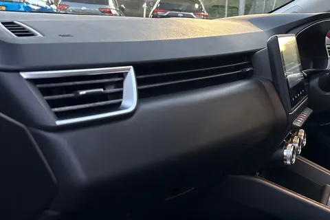 YX21OXD Renault Clio 1.0 TCe Iconic Euro 6 (s/s) 5dr Thumbnail #35