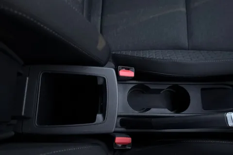 YX21OXD Renault Clio 1.0 TCe Iconic Euro 6 (s/s) 5dr Thumbnail #40