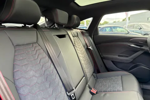 PY25KCF Audi A6 E-Tron Sportback Sportback Edition 1 e-tron performance  270,00 kW Thumbnail #19