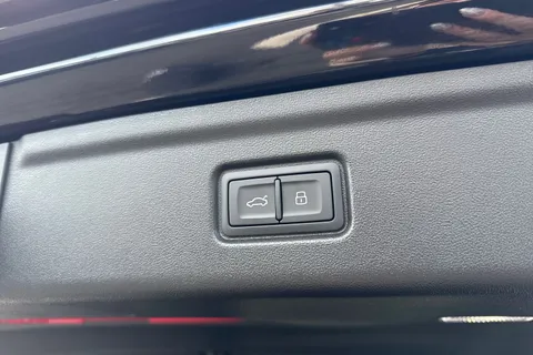 PY25KCF Audi A6 E-Tron Sportback Sportback Edition 1 e-tron performance  270,00 kW Thumbnail #36