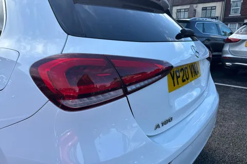 YP20VNA Mercedes-Benz A Class 1.3 A180 AMG Line (Executive) 7G-DCT Euro 6 (s/s) 5dr Thumbnail #17