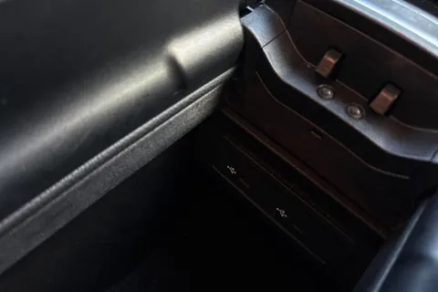 YP20VNA Mercedes-Benz A Class 1.3 A180 AMG Line (Executive) 7G-DCT Euro 6 (s/s) 5dr Thumbnail #40