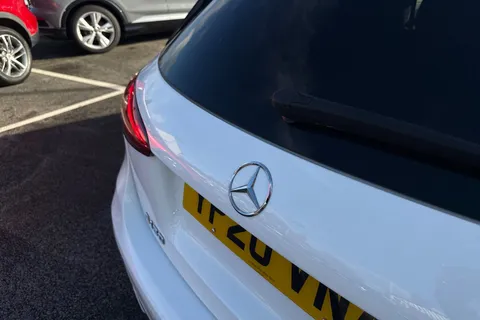 YP20VNA Mercedes-Benz A Class 1.3 A180 AMG Line (Executive) 7G-DCT Euro 6 (s/s) 5dr Thumbnail #42