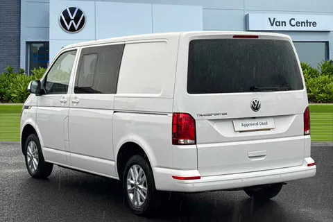 WG24FYE Volkswagen Transporter 2.0 TDI 150 Highline Kombi Van DSG Thumbnail #3