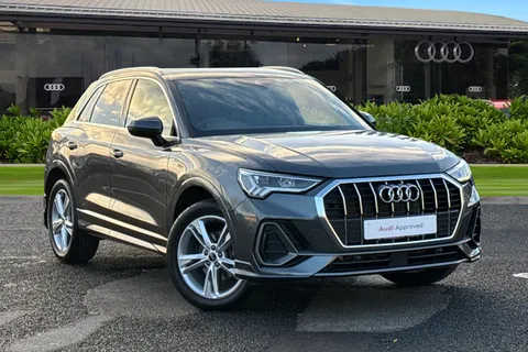 PN74KBX Audi Q3 S line 35 TFSI  150 PS S tronic Thumbnail #2