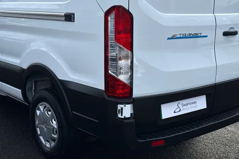 HK24UDL Ford E-Transit LWB 135kW 68kWh H2 Leader Van Auto Thumbnail #16