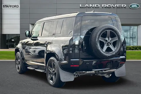  Land Rover Defender 110 3.0 D250 MHEV X-Dynamic SE Auto 4WD Euro 6 (s/s) 5dr Thumbnail #3