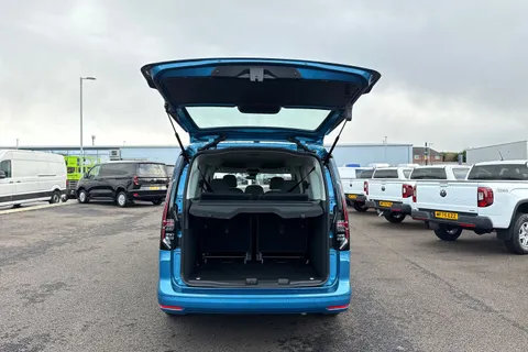 MF25JZP Volkswagen Caddy Maxi 2.0 TDI 122 Life 5dr DSG Thumbnail #32