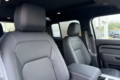  Land Rover Defender 110 3.0 D250 MHEV X-Dynamic SE Auto 4WD Euro 6 (s/s) 5dr Thumbnail #11