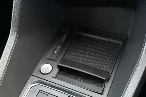 MF75FHY Volkswagen Caddy Commerce PRO 150PS 1.5 eHybrid DSG Thumbnail #33