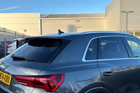 PN74KBX Audi Q3 S line 35 TFSI  150 PS S tronic Thumbnail #33