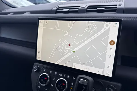 Land Rover Defender 110 3.0 D250 MHEV X-Dynamic SE Auto 4WD Euro 6 (s/s) 5dr Thumbnail #15