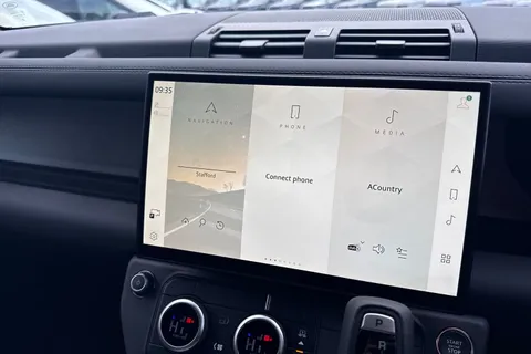  Land Rover Defender 110 3.0 D250 MHEV X-Dynamic SE Auto 4WD Euro 6 (s/s) 5dr Thumbnail #21