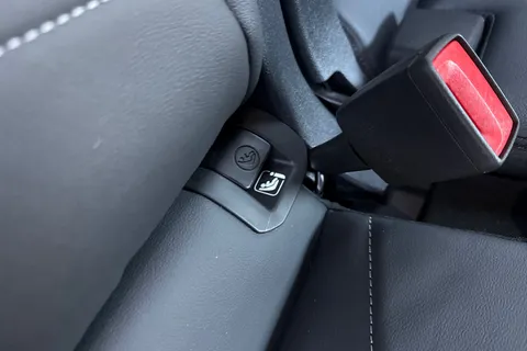 PN74KBX Audi Q3 S line 35 TFSI  150 PS S tronic Thumbnail #40