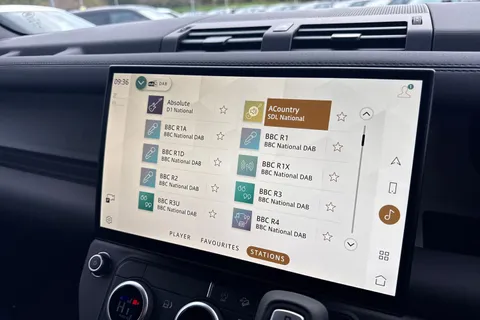  Land Rover Defender 110 3.0 D250 MHEV X-Dynamic SE Auto 4WD Euro 6 (s/s) 5dr Thumbnail #33