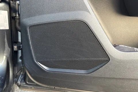 PN74KBX Audi Q3 S line 35 TFSI  150 PS S tronic Thumbnail #50