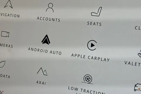  Land Rover Defender 110 3.0 D250 MHEV X-Dynamic SE Auto 4WD Euro 6 (s/s) 5dr Thumbnail #35
