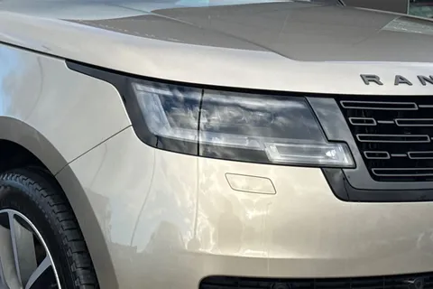 Land Rover Range Rover 3.0 D300 MHEV HSE Auto 4WD Euro 6 (s/s) 5dr Thumbnail #32