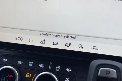  Land Rover Defender 110 3.0 D250 MHEV X-Dynamic SE Auto 4WD Euro 6 (s/s) 5dr Thumbnail #38