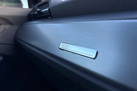 PN74KBX Audi Q3 S line 35 TFSI  150 PS S tronic Thumbnail #61