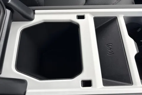  Land Rover Defender 110 3.0 D250 MHEV X-Dynamic SE Auto 4WD Euro 6 (s/s) 5dr Thumbnail #48