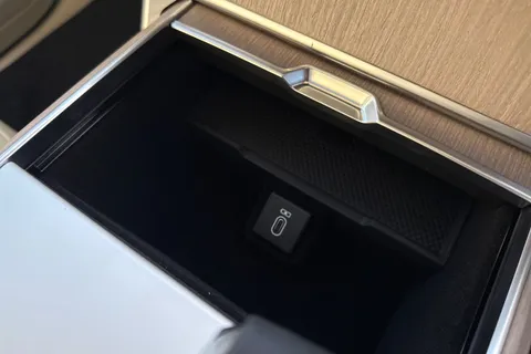 Land Rover Range Rover 3.0 D300 MHEV HSE Auto 4WD Euro 6 (s/s) 5dr Thumbnail #52