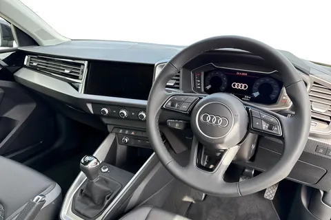 DA25LVH Audi A1 Sport 25 TFSI 95 PS 5-speed Thumbnail #19