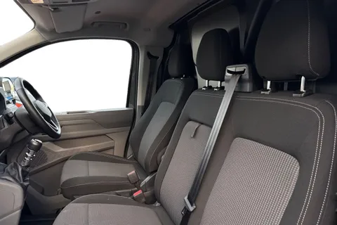 BK25OFX Volkswagen Transporter 2.0 TDI 150ps Commerce Plus Panel Van Thumbnail #10