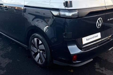 MA23CWR Volkswagen Id. Buzz Cargo SWB 204 PS 77 kWh Electric 1 Speed Automatic Thumbnail #17